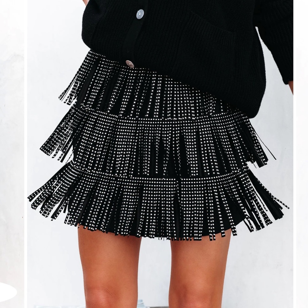 ZOIE STUDDED FRINGE MINI SKIRT - BLACK